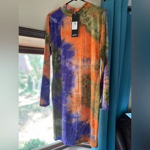 2x Long Sleeve Mini Dress